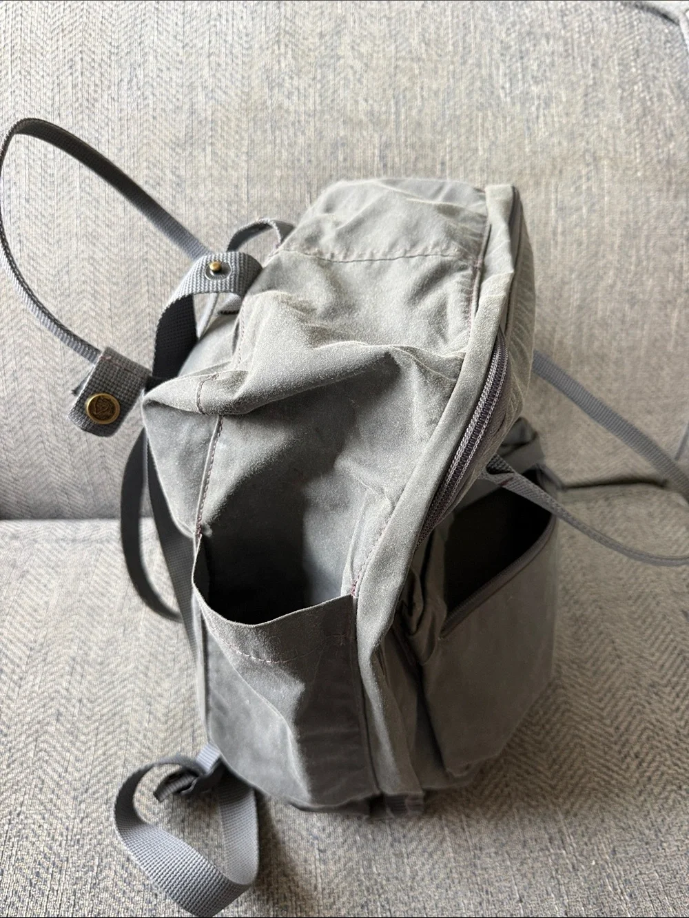 Fjallraven Kanken Frost Gray Backpack
